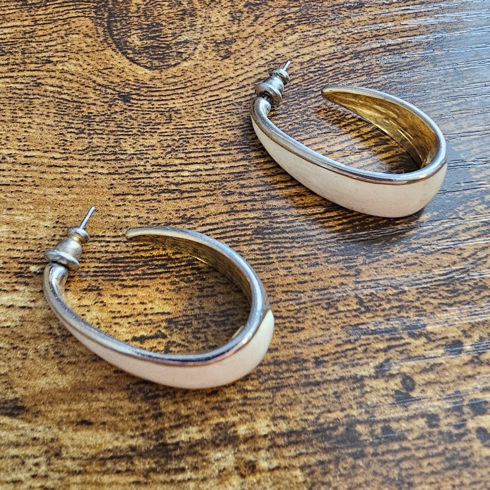 Vintage 1990s Stamped Paoo Teardrop Shape Hoop Earnings Enamel Cream Gold Tone
